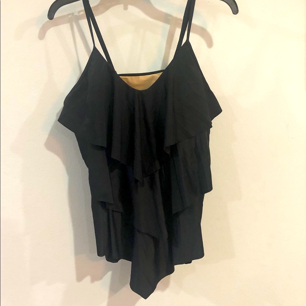Woman’s plus size tankini top